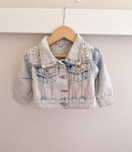 Load image into Gallery viewer, Oversized Light Wash Pearl Denim Jacket
