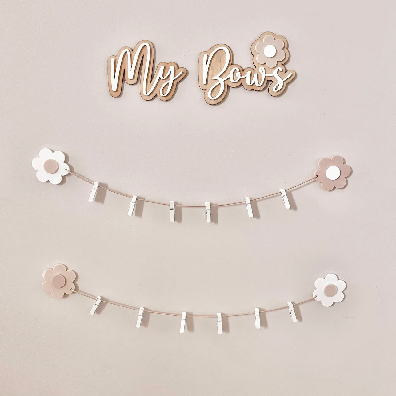 Bow Holder Daisy -  Small